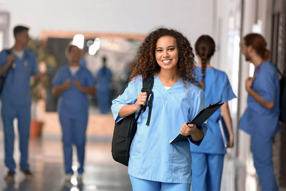 Top 8 Specialized Roles for CNAs