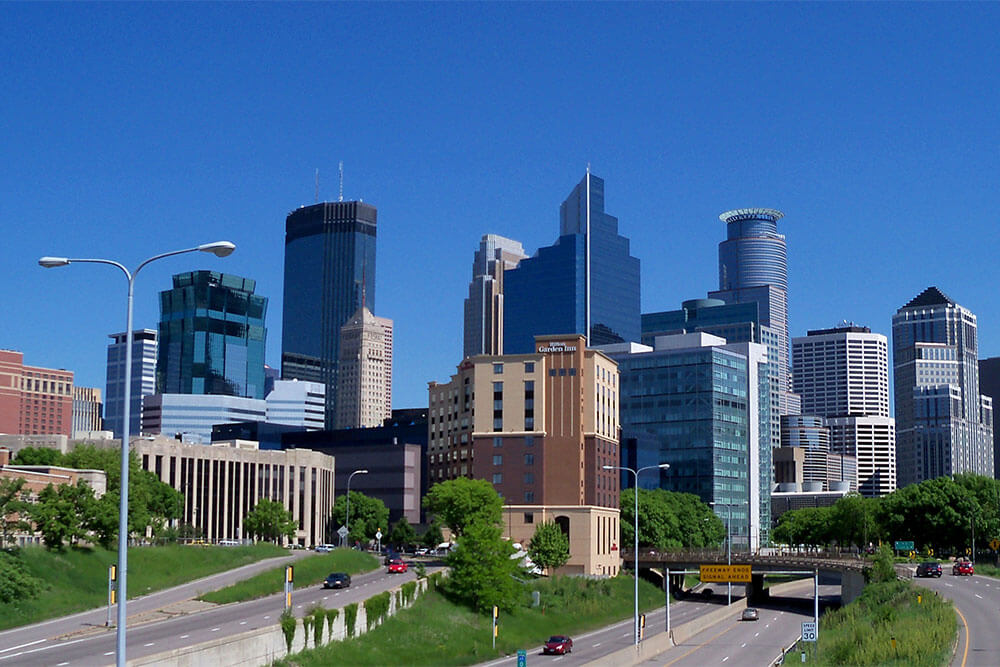 Five Great Schools for Aspiring CNAs in Minneapolis, MN